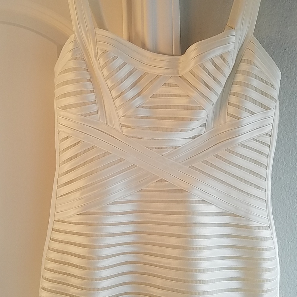 BCBGMAXAZRIA Cocktail Dress